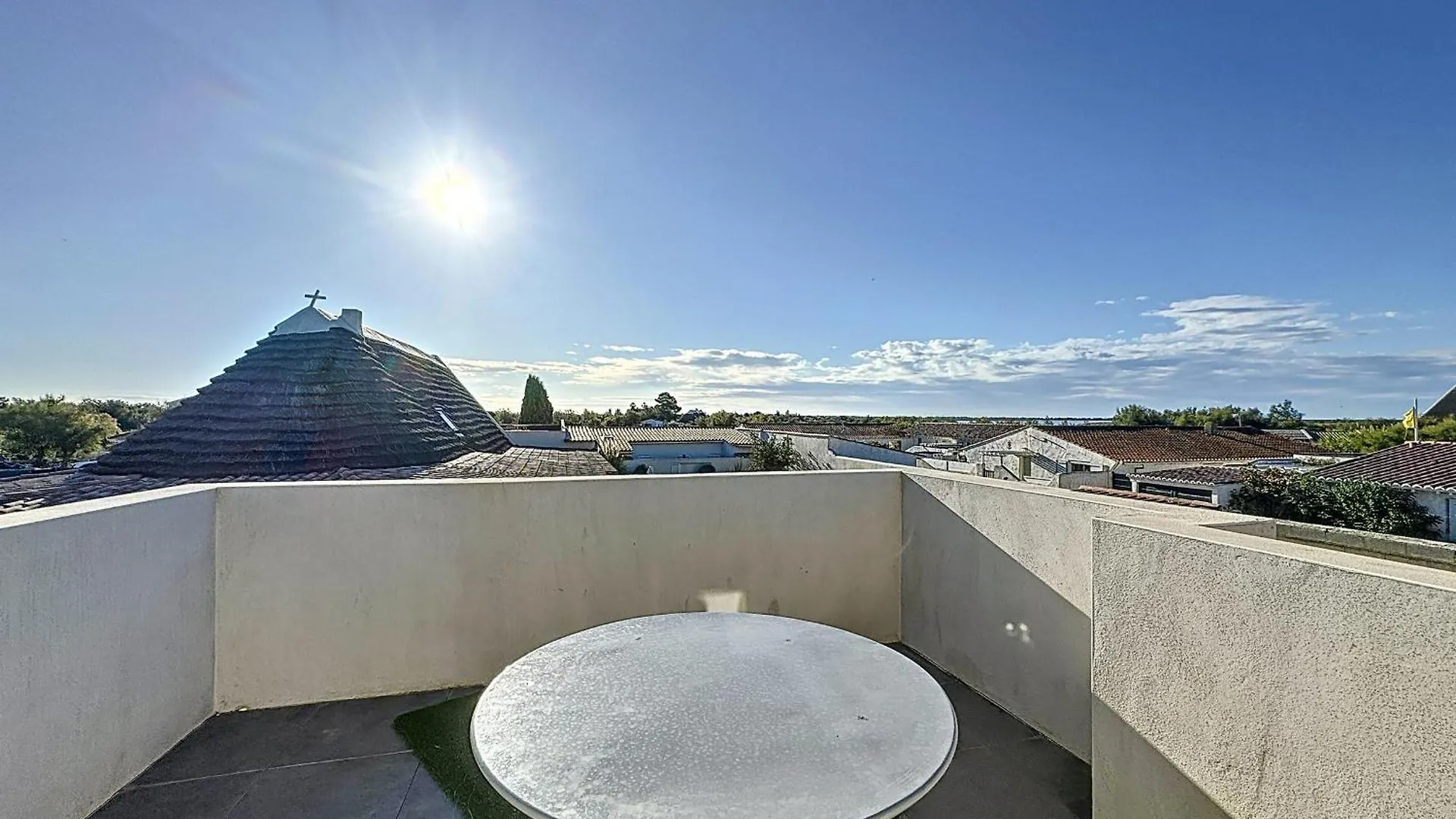 Maison Mitoyenne Climatisee Pour 6 Pers. A Saintes-Maries-De-La-Mer - Fr-1-475-149 France