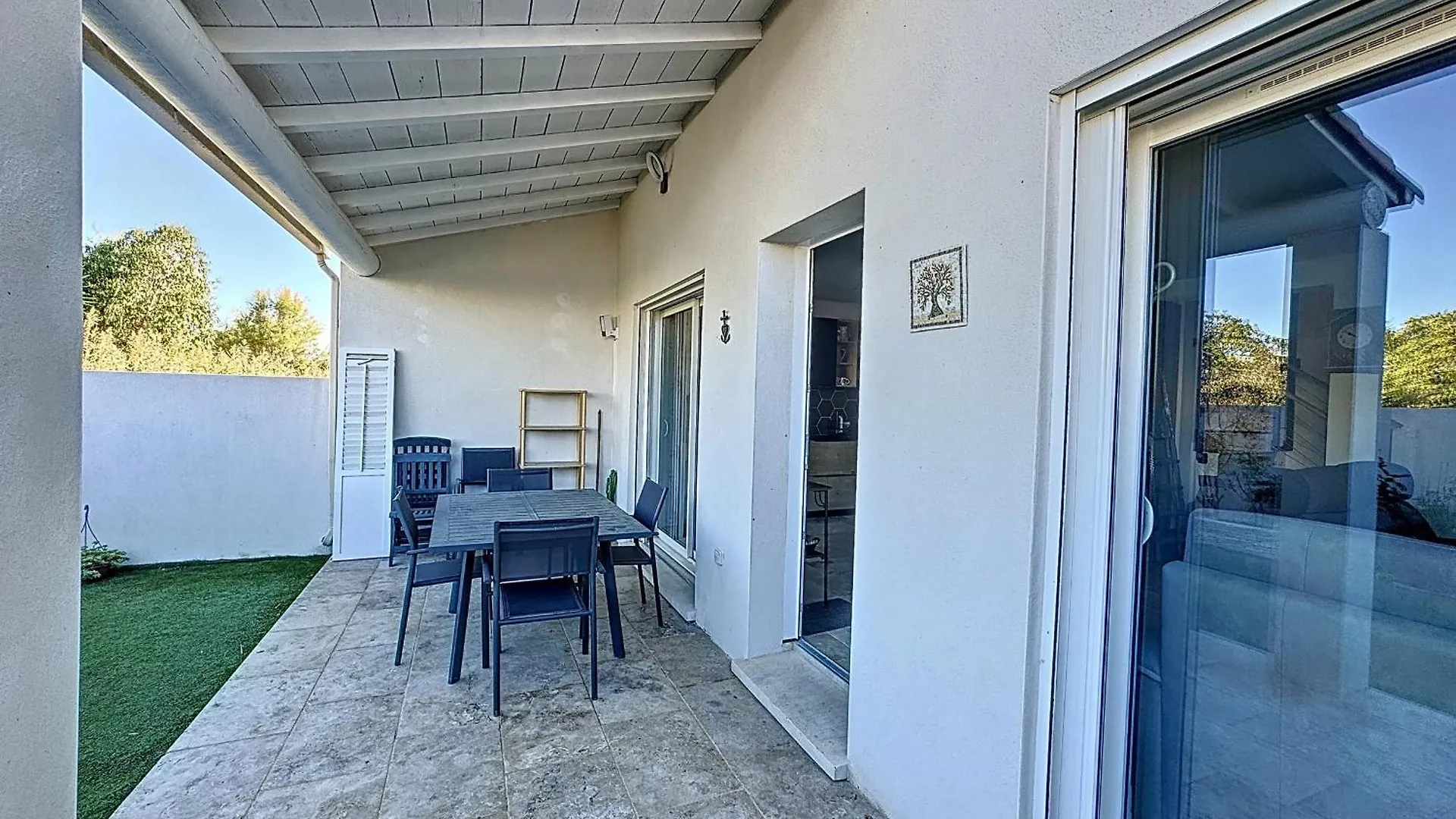 Maison Mitoyenne Climatisee Pour 6 Pers. A Saintes-Maries-De-La-Mer - Fr-1-475-149 0*,